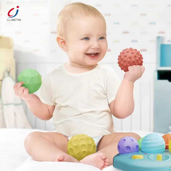 wholesale baby sensory ball with light (5)