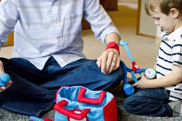 the developmental benefits of pretend play toy
